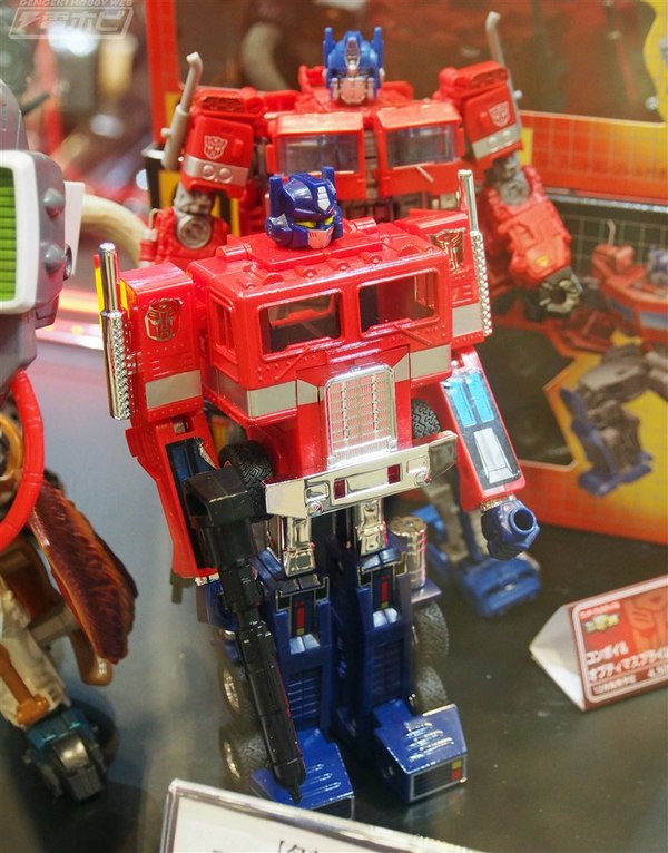 Wonderfest 2019 Summer   TakaraTomy Transformers Booth Display Photos 13 (13 of 50)